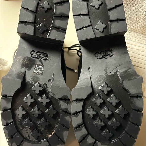 Coach women’s boots - Picture 8 of 9